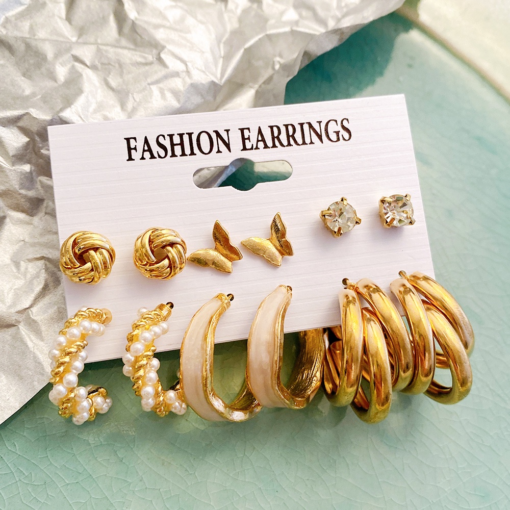 Đôi Bông Tai Họa Tiết Bươm Bướm Thời Trang Sành Điệu Cho Nữ