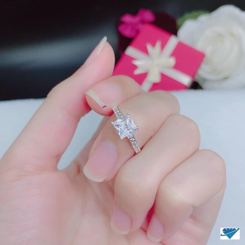 NHẪN NỮ MẶT ĐÁ TRẮNG BẠC TA CHO NỮ