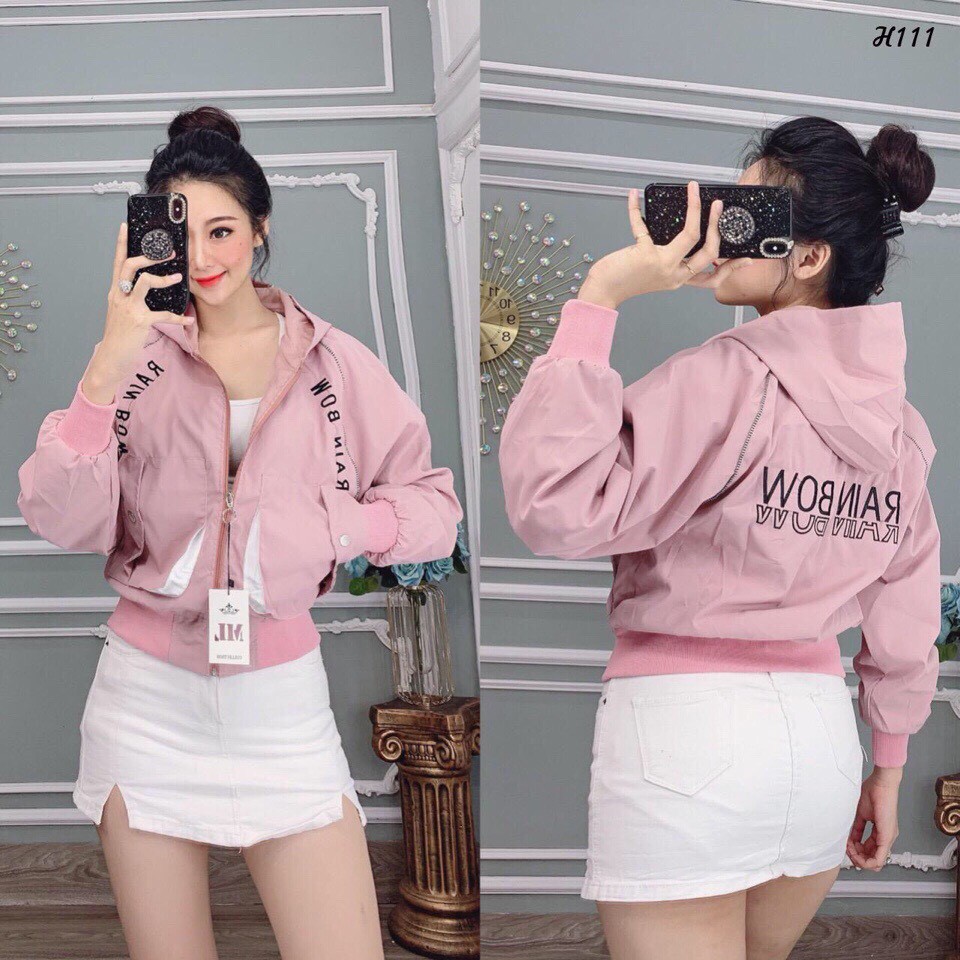 Áo khoác dù nữ thời trang đang rất hot | BigBuy360 - bigbuy360.vn