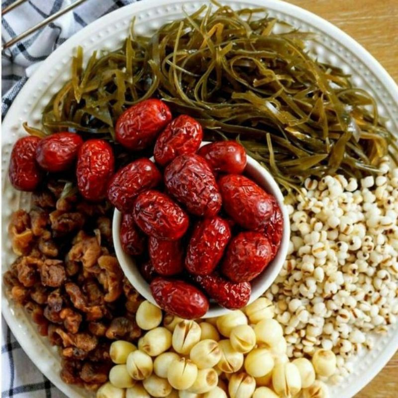 PHỔ TAI CẮT SỢI/ RONG BIỂN KHÔ NẤU CHÈ