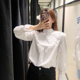 Zara Morocco full tag - Áo Zara trắng đột họa tiết nổi xinh kín đáo AT0CTG54N9