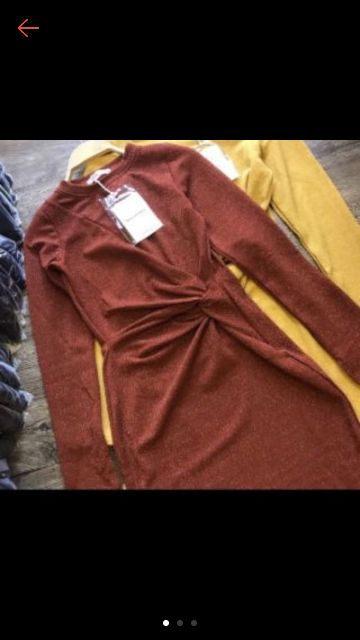 Thanh lý váy body xoắn eo vàng