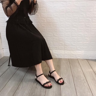 Giày sandal bệt quai ngang đính đá siẻu đáng yêu