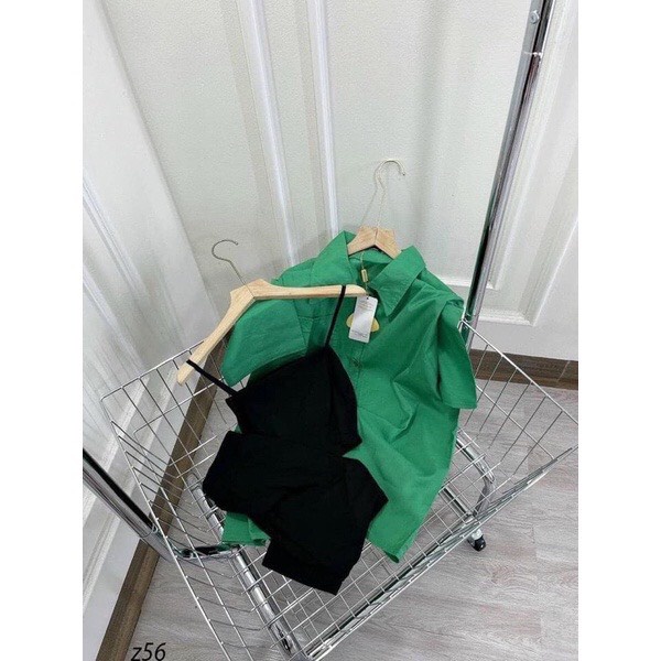 Set 3 món sơmi  xanh lá,áo croptop, quần legging đùi😍