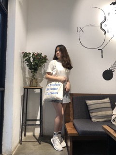 túi tote absolute become curious sẵn