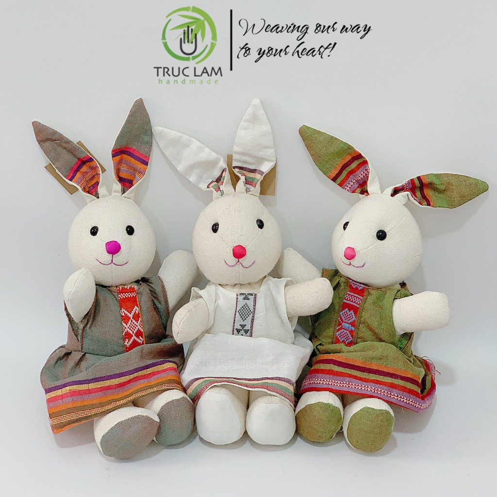 Đồ Chơi Cho Bé Thú Nhồi Bông Hình Thỏ Mẹ Mặc Váy Vải Thổ Cẩm Dệt Tay Bông Gòn Cao Cấp – Trúc Lâm Handmade