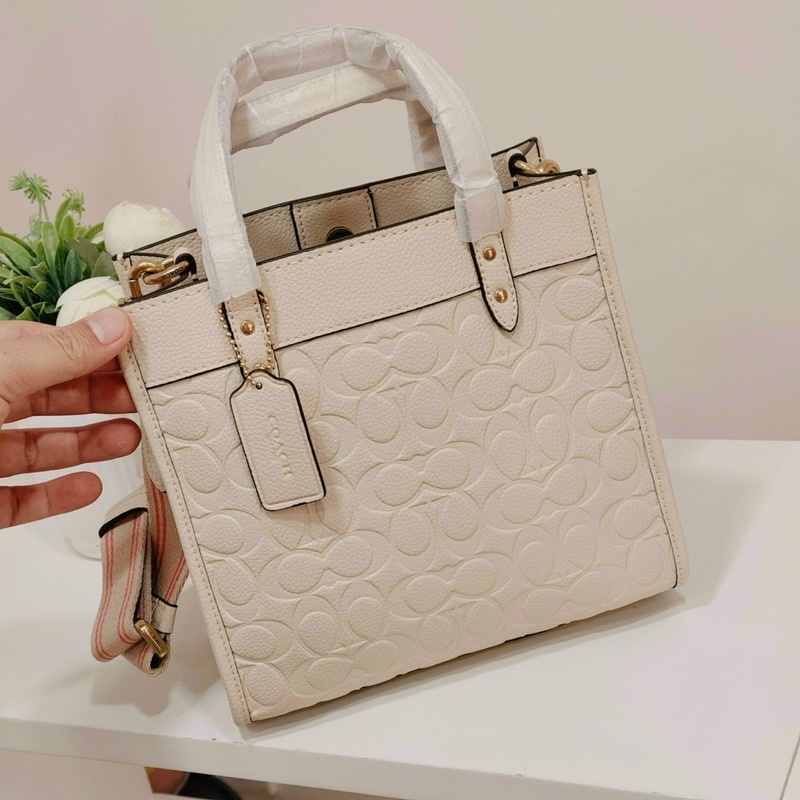 Túi Coach field tote 22 C4829