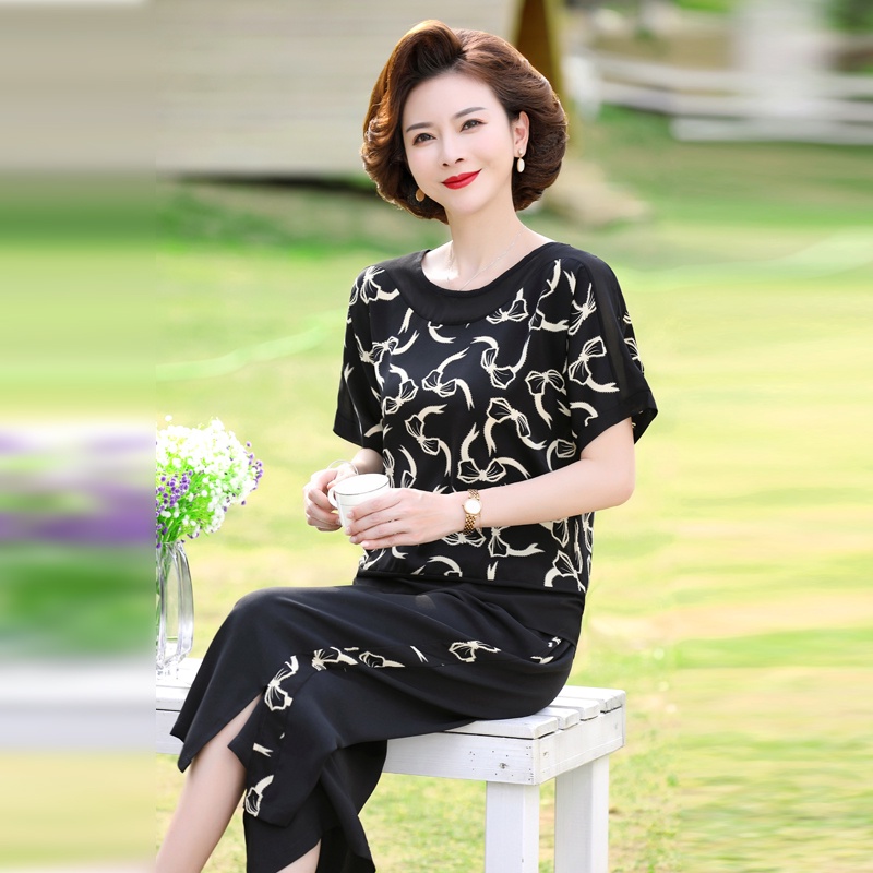 Set Đồ Thể Thao Hai Món Thời Trang Mùa Hè Cho Phụ Nữ Trung Niên 2022