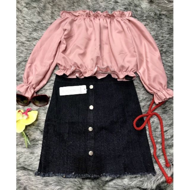 Áo trễ vai tay dài croptop bèo