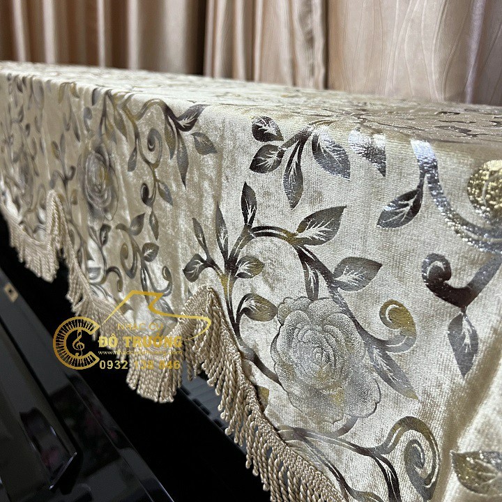 Khăn phủ đàn Piano mẫu hoa hồng vàng đồng