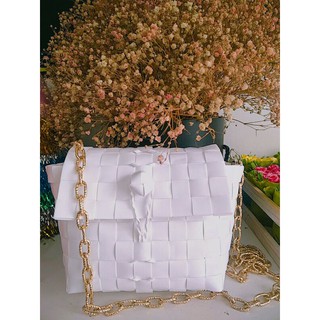 Giỏ đan kết hợp dây đeo