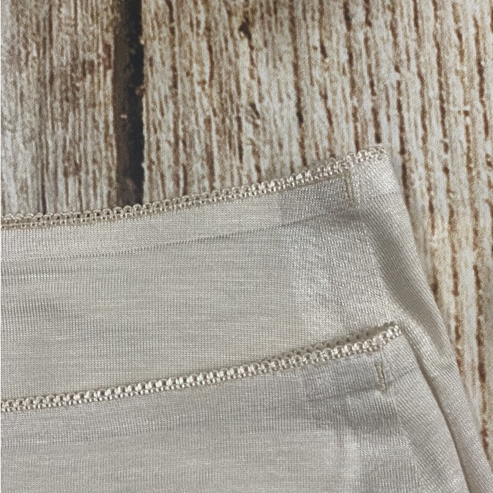 Quần Lót Nữ Cotton Modal Không Đường May Vicci Pro 038 Mềm Mại, Siêu Nhẹ, Kháng Khuẩn Màu Kem