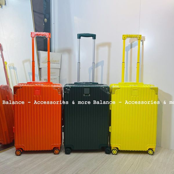 Vali kéo du lịch size 28 inch  xoay 360 độ, tiện dụng, chống va đập