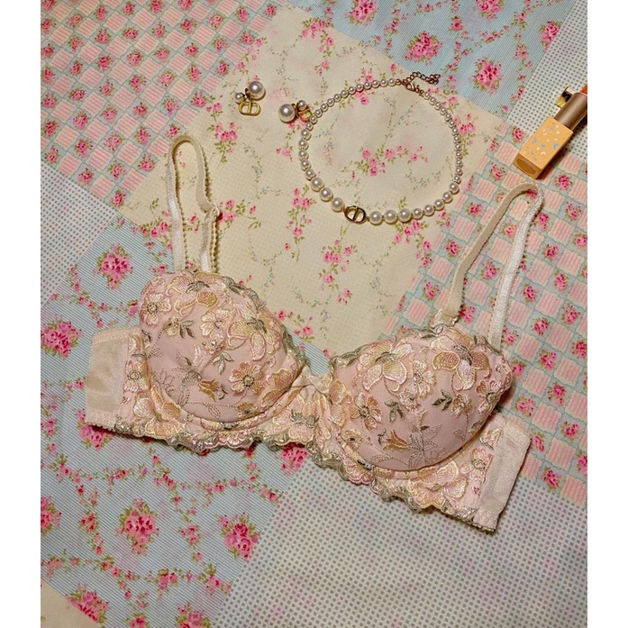 Bra Vintage 2hand nhiều mẫu