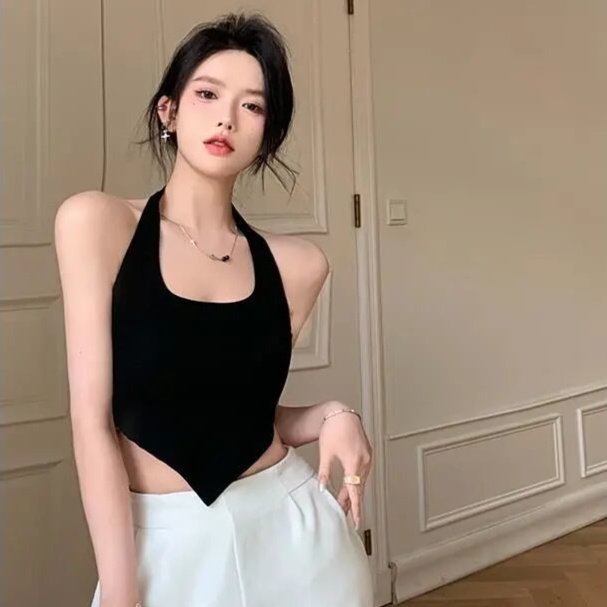 Áo Hai Dây Cổ Yếm Dáng Ngắn Thiết Kế Độc Đáo Thời Trang Quyến Rũ Cho Nữ
