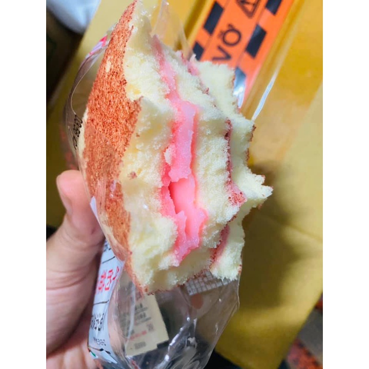 Bánh Bông Lan Gấu Ôm Nhân Kem/ Bông Lan Cuộn/ Ruốc SEASONAL Đài Loan DATE MỚI NHẤT