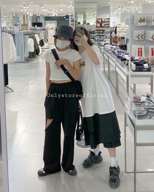 Áo croptop trắng vải thun tăm bó, nhận hàng có vấn đề liên hệ shop trước khi đánh giá