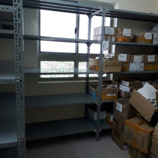 Kệ v lỗ đa năng c2mx d80cmx r40cmx 5 sàn