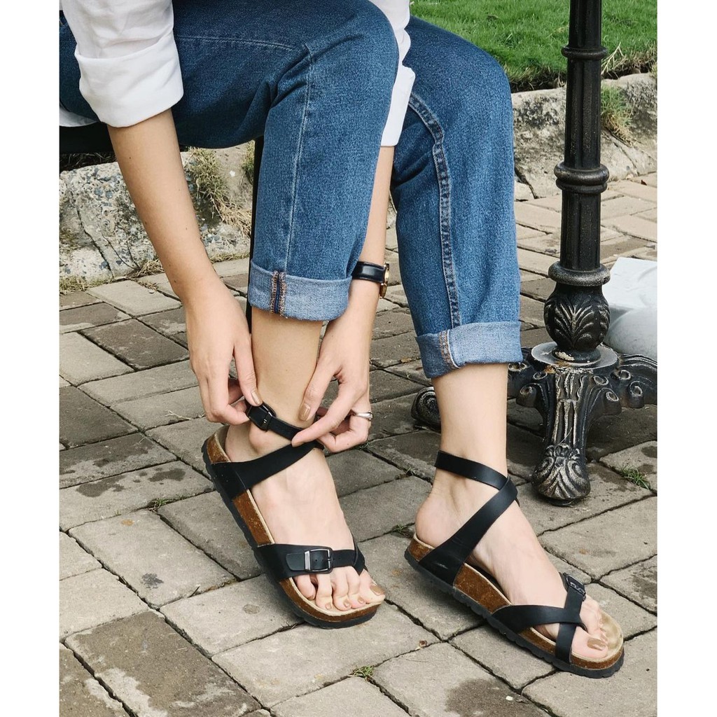 Giày sandal unisex HuuCuong xỏ ngón cổ cao màu đen đế trấu handmade