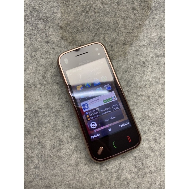 Điện thoại trượt Ngang Nokia N97 mini  fullbox chính hãng made in finland