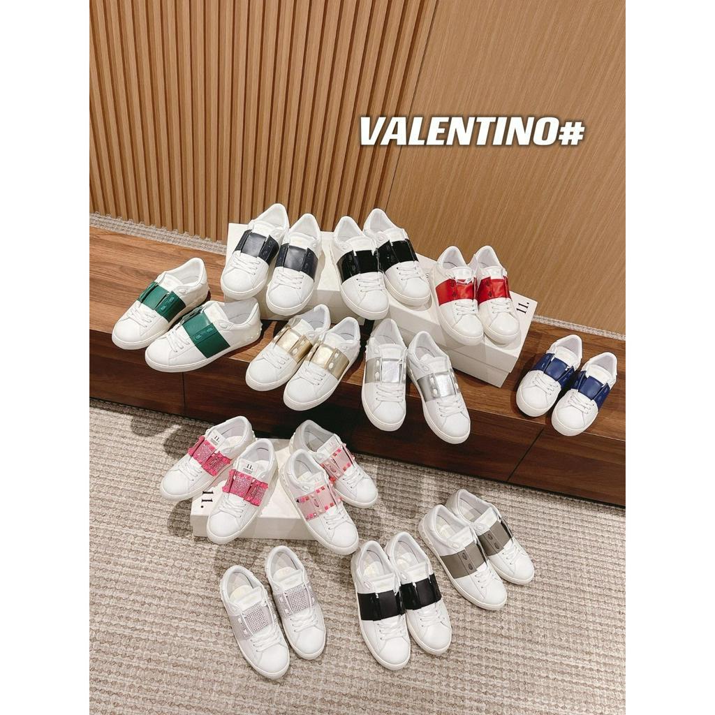 Giày thể thao đế dày thời trang cao cấp thương hiệu Valentino thiết kế dây buộc tiện lợi, thời trang