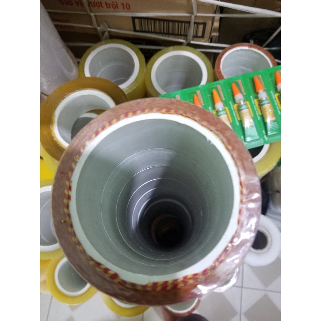 Băng dính loại 1kg 0.5kg lõi nhựa 2.4mm, băng dính đóng hàng, băng dính hàng dễ vỡ xin nhẹ tay