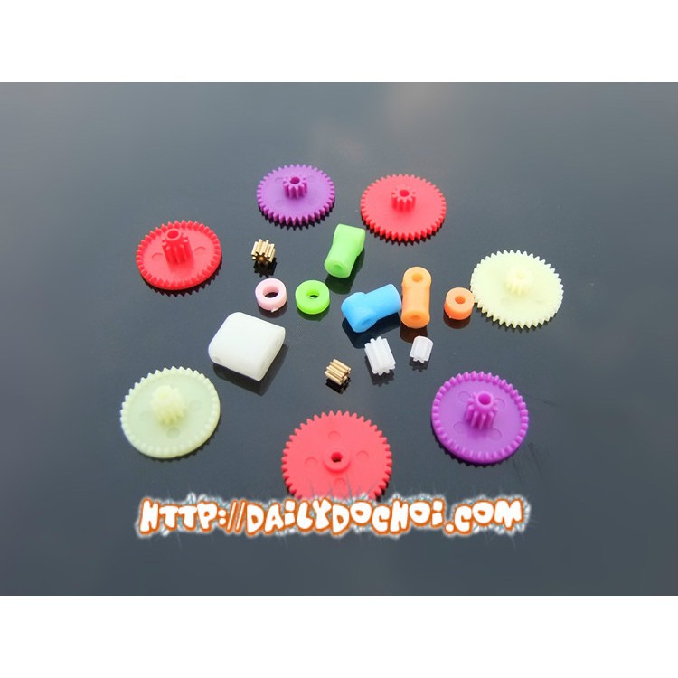 saigontoyvn Bộ bánh răng nhựa 18 loại màu sắc dùng để chế tạo đồ chơi NEW