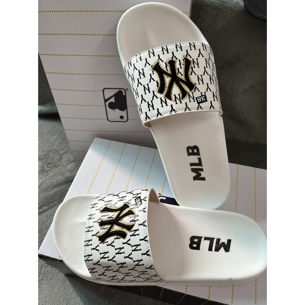 Dép nam nữ M.L.B Trắng chữ thêu hàng Full box, Quai ngang, Đế cao su nhẹ, êm chân