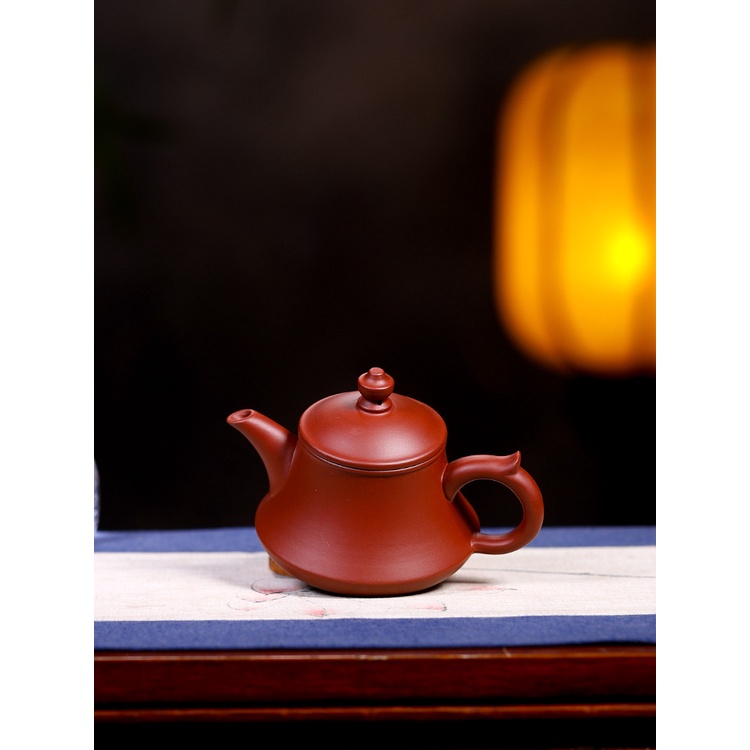 Ấm Tử Sa Nghi Hưng Ngọc Tháp 220 ml (Đại Hồng Bào)