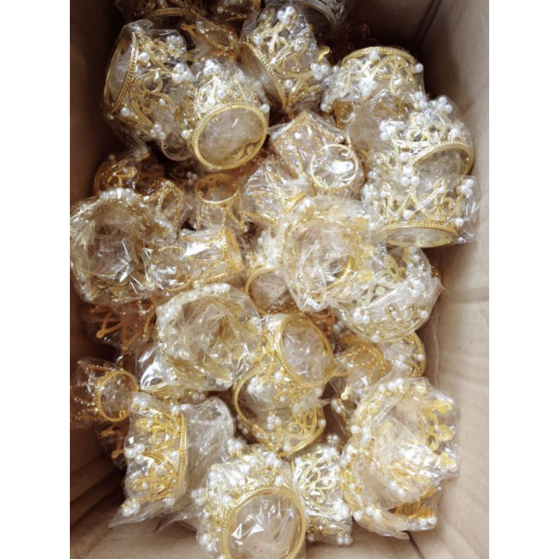 Vương niệm trang trí hoa sáp