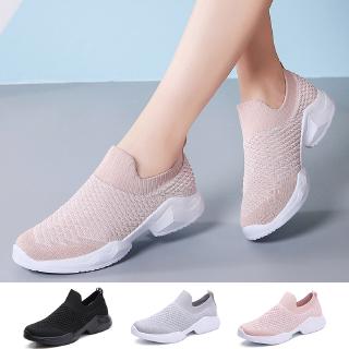 Giày chạy bộ nữ thời trang 2020