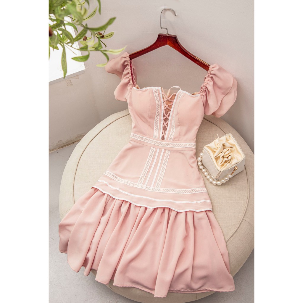 SÒ VINTAGE - PENY Đầm yếm rớt vai phối ren | BigBuy360 - bigbuy360.vn