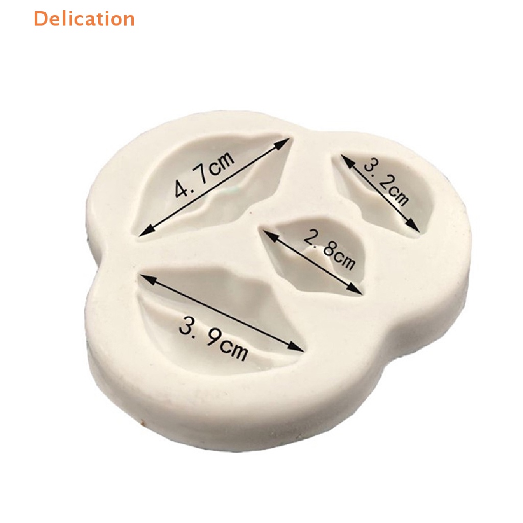 Khuôn Silicone Làm Bánh Hình Đôi Môi Gợi Cảm
