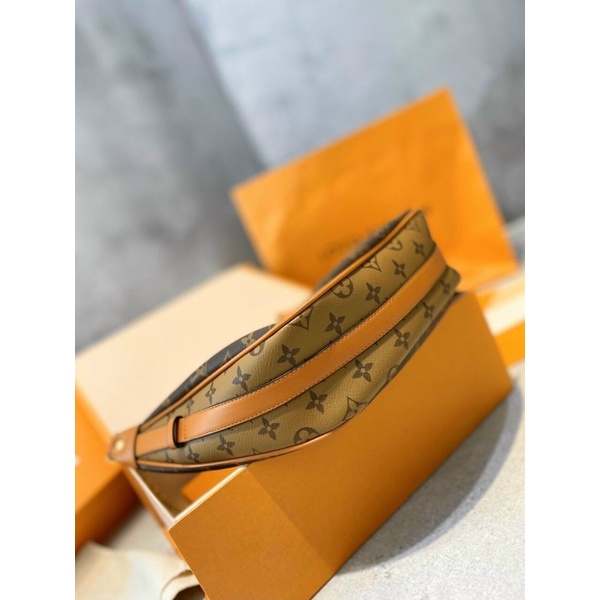 TÚI LV OVER THE MOON sz38