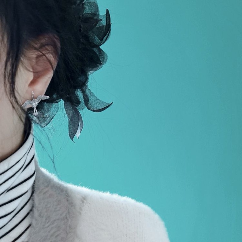 Khuyên Tai Hình Chim Hạc Bay Phong Cách Cổ Điển Thời Trang Cao Cấp Sang Trọng Dành Cho Nữ