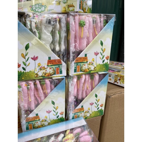 Hộp 40 que kẹo dẻo ciên bông nhiều hình