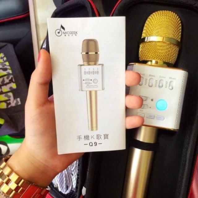 mic karaoke kèm loa bluetooth Q9 loại 1 !!!!