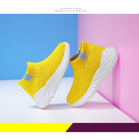 Giày Thể Thao Thời Trang Cho Bé