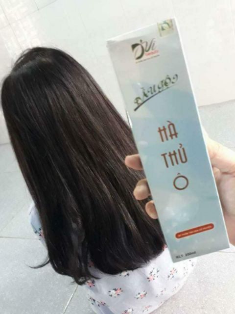 Dầu gội đầu Hà Thủ Ô D'vi