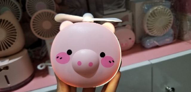 Gương 3 trong 1 (Gương kèm đèn quạt) piggy dễ thương