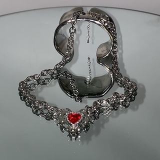 Dây chuyền mặt trái tim đính đá ruby phong cách gothic