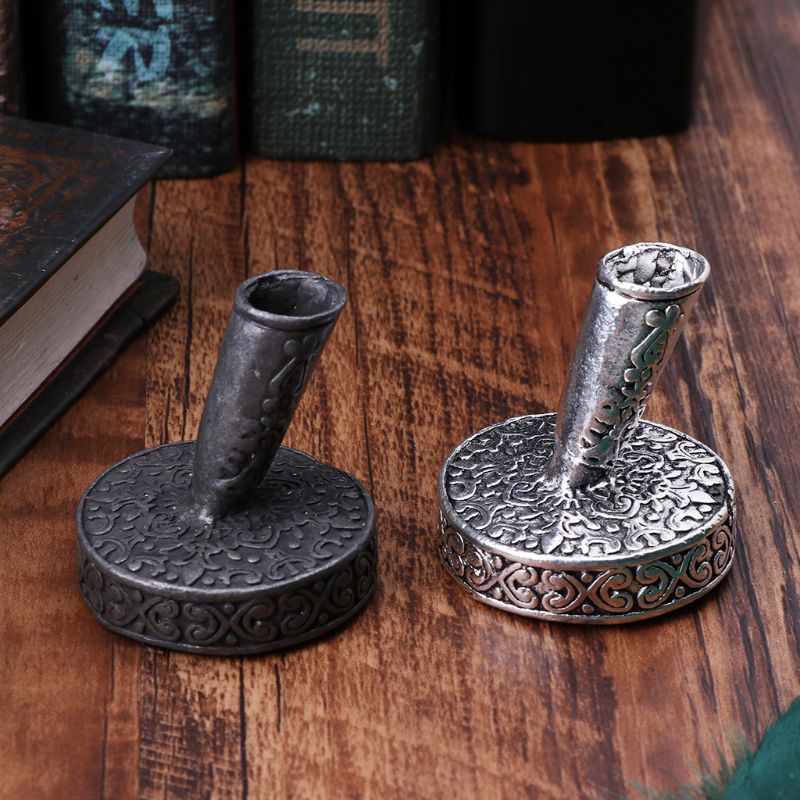 Giá đỡ bút hình tròn bằng kim loại phong cách vintage