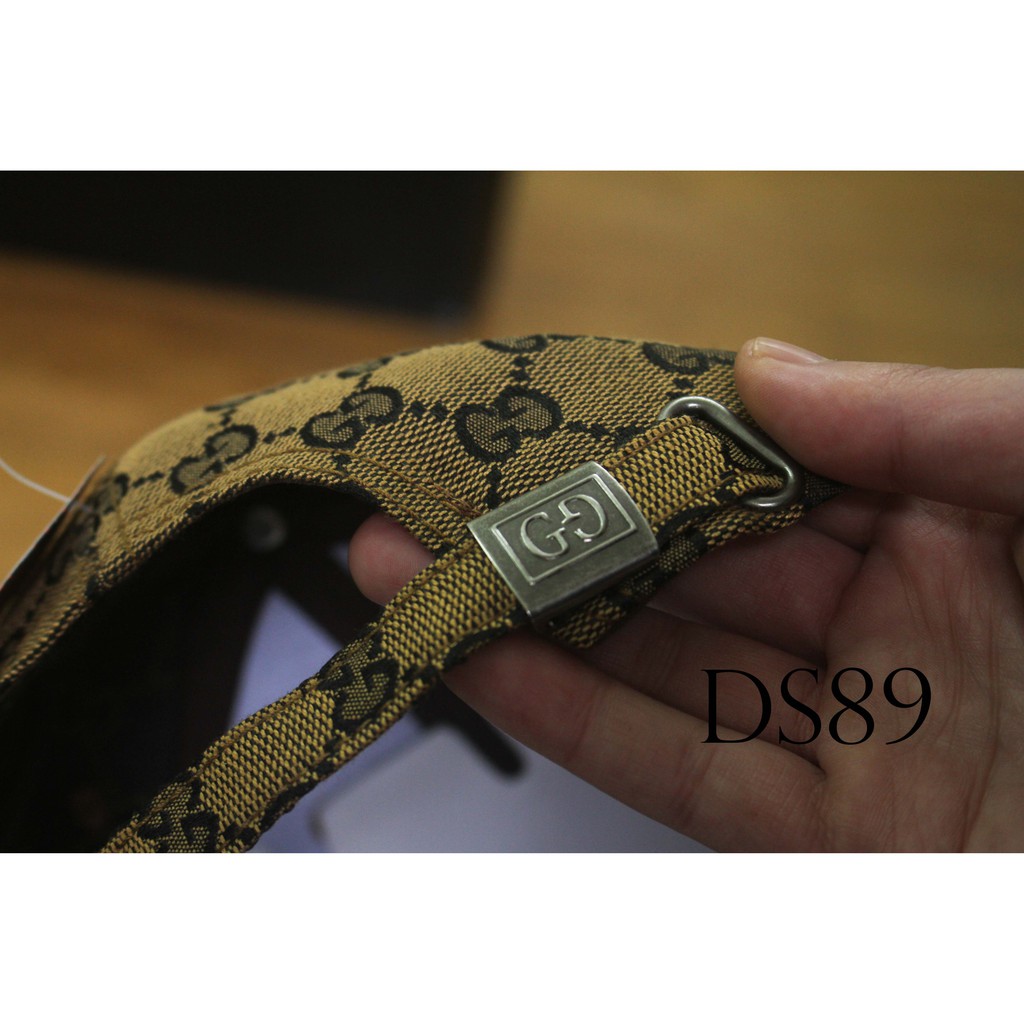 Mũ lưỡi trai thêu ong chúa nam nữ kiểu dáng trẻ trung