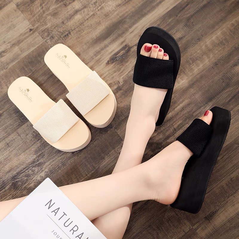 Dép Sandal Nữ Đế Xuồng Size 33 Cao 6,5cm Siêu Nhẹ