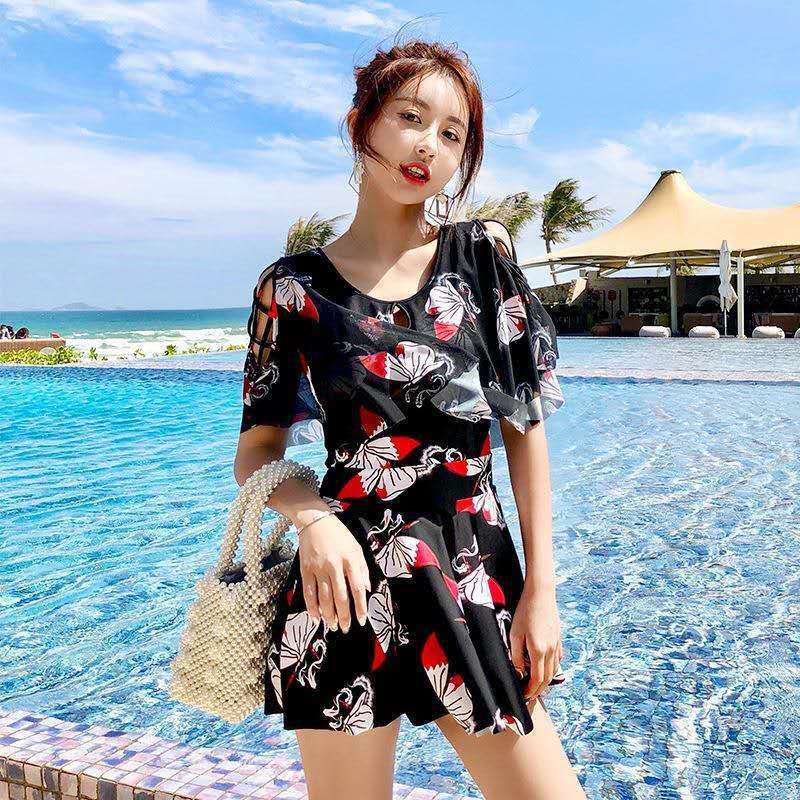 Bộ Đồ Bơi Kín Đáo Quyến Rũ Cho Nữ | BigBuy360 - bigbuy360.vn
