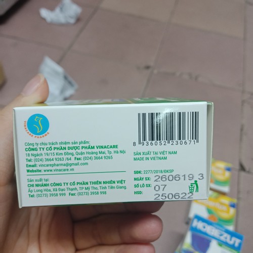 Viên Ngậm Thảo Dược BEZUT Không Đường (5 Vĩ x 4 Viên)