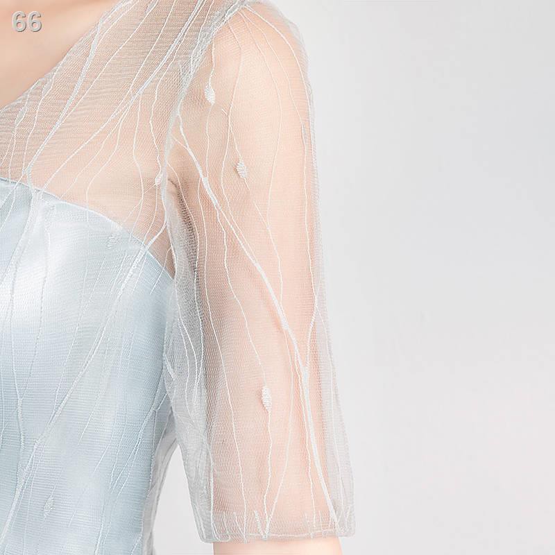 phiên bản mới của Hàn Quốc váy lưới dài bên ngoài ngắn trong chị em tổ chức tiệc cưới băng đôU