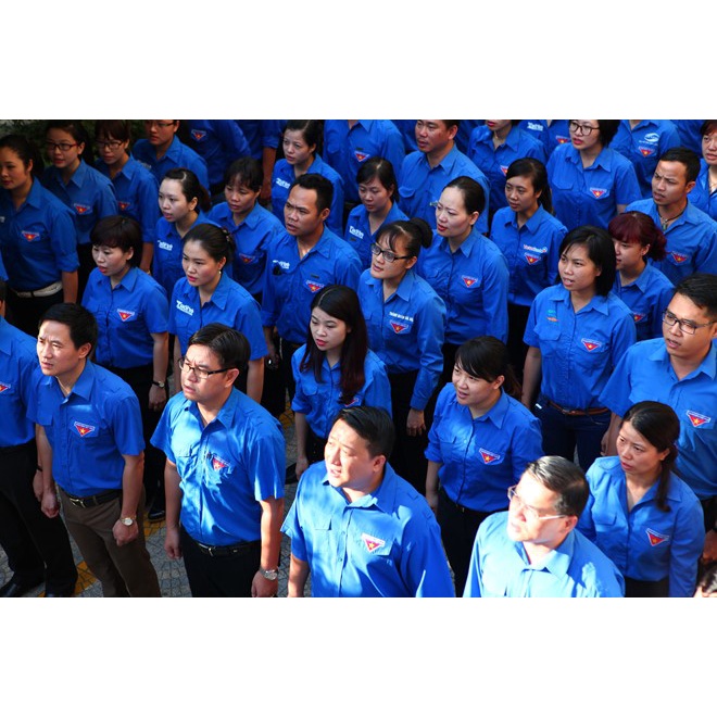 Áo đoàn thanh niên Việt Nam