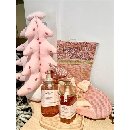 SỮA TẮM TRẮNG DA CÁCH HOA HỒNG DAMASK WEILAIYA-450ML ( CHAI ) | BigBuy360 - bigbuy360.vn