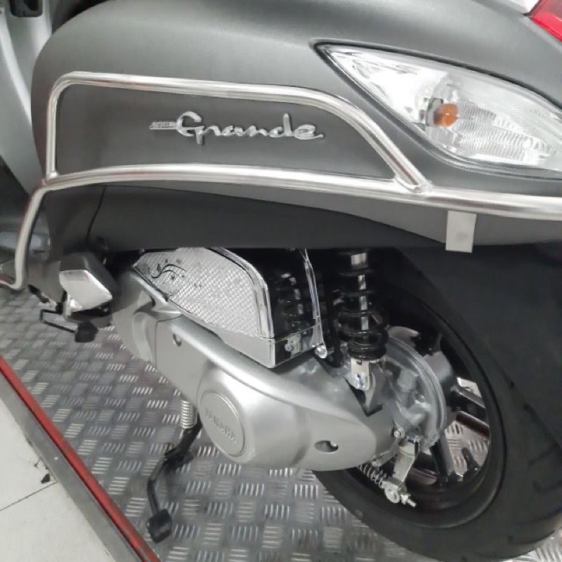 Khung quây bảo vệ grande chính hãng   2023 -2019